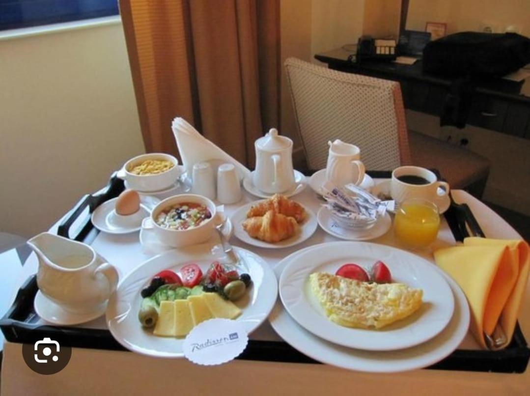 Lamar Hotel バトゥーミ エクステリア 写真