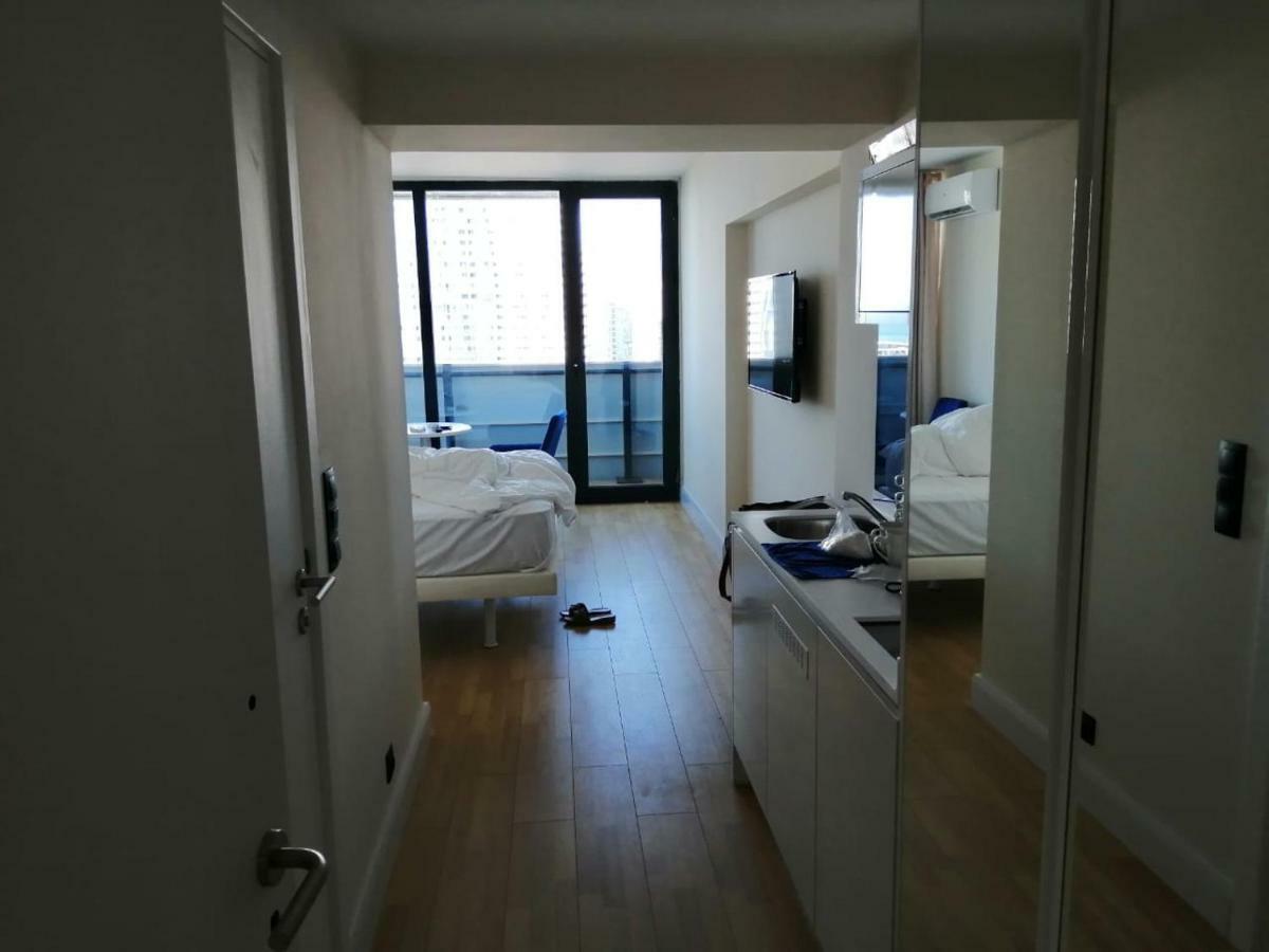 Lamar Hotel バトゥーミ エクステリア 写真