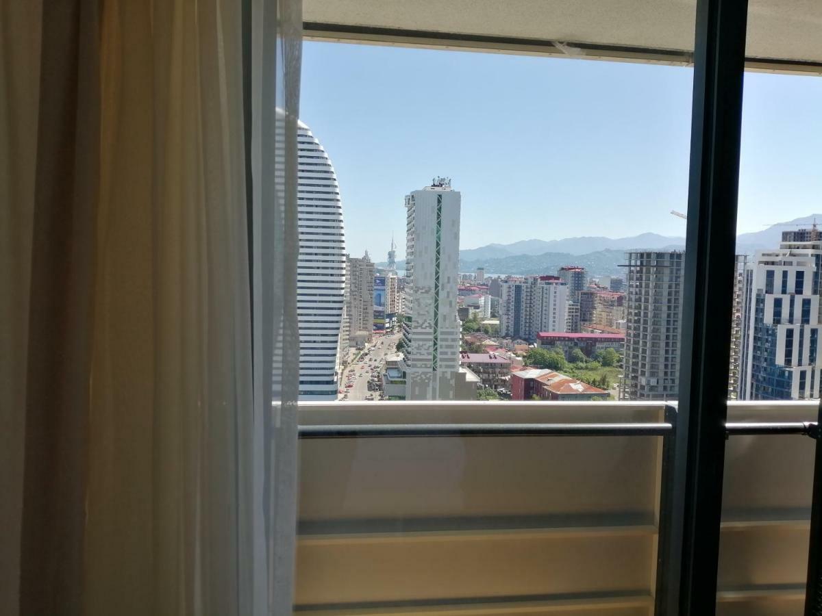 Lamar Hotel バトゥーミ エクステリア 写真
